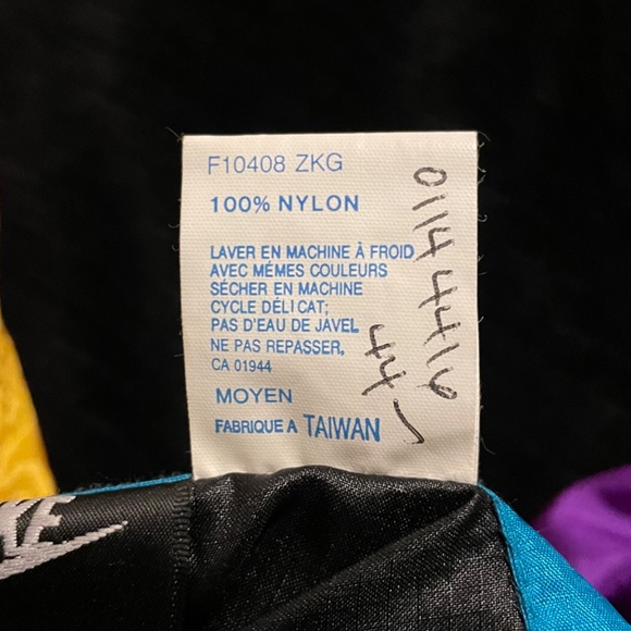 Nike Vintage Windbreaker Jacket 1990's - Picture 11 of 11